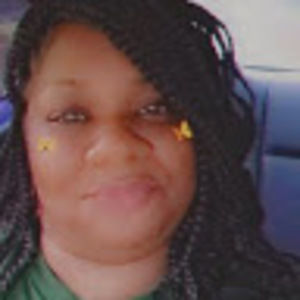 Meet your Posher, Lenora